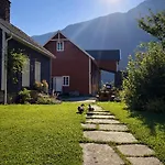 Willa Private House On Cider Farm - Fjord, & Jetty *